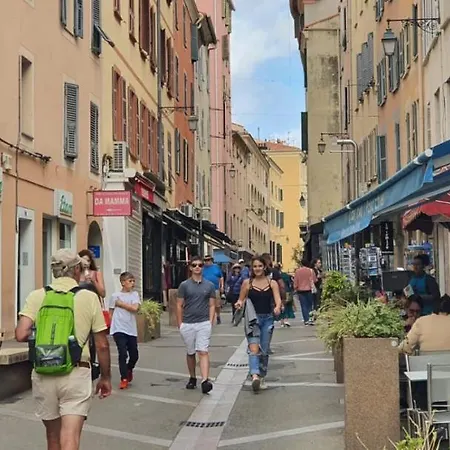 Terrasse Rue Pietonne Ajaccio *