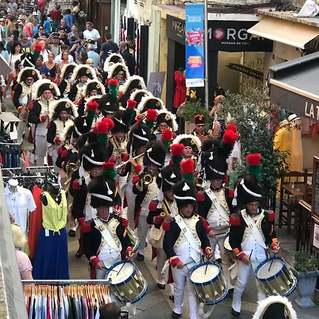 Terrasse Rue Pietonne Ajaccio *